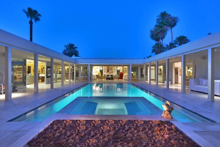 Tamarisk_courtyard_1 (Small)